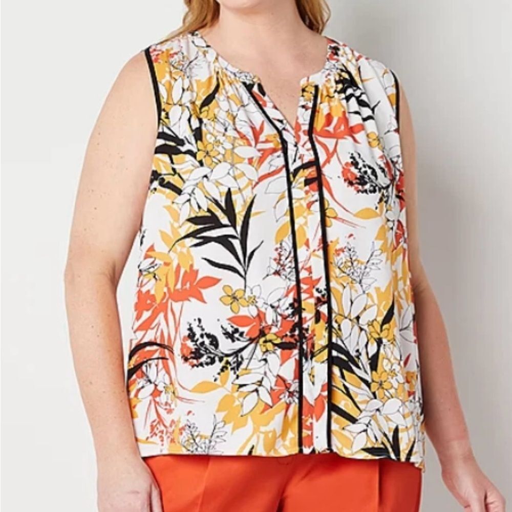 Liz Claiborne Orange and Gold Patterned Top Size M